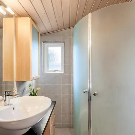 Bosi - 100m To The Fjord By Interhome Hojslev