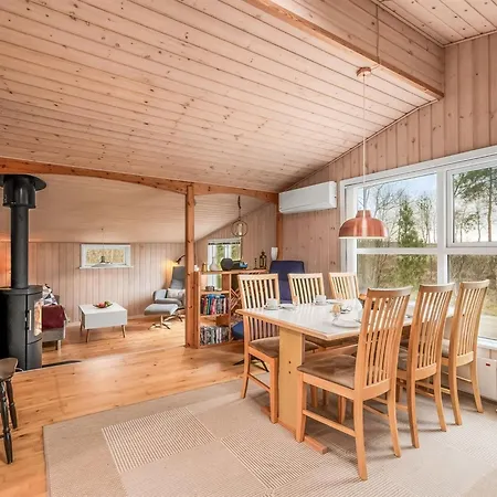 Bosi - 100m To The Fjord By Interhome *